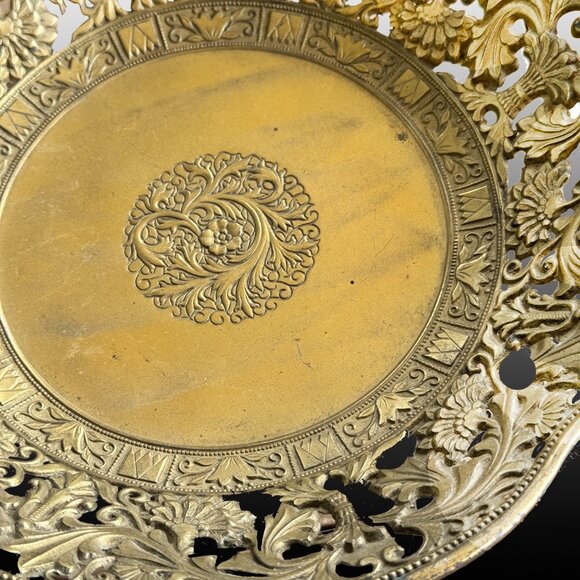 Brass filigree plate - Picture 2 of 4